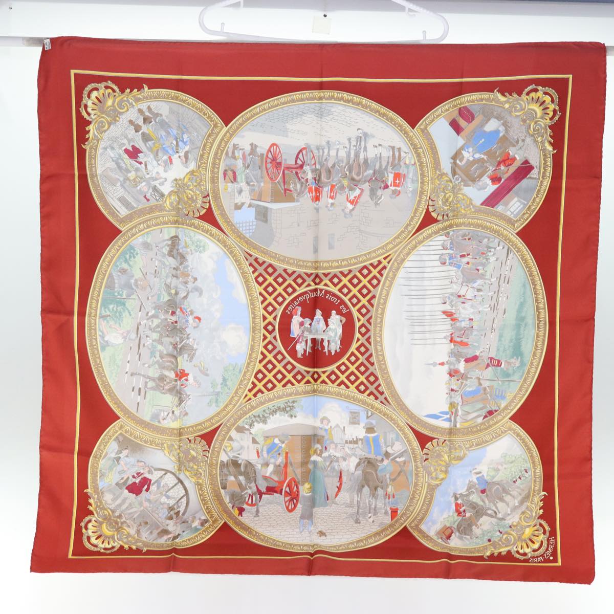 HERMES Carre 90 Les Trois Mousquetaires Scarf Silk Red Auth ac2952