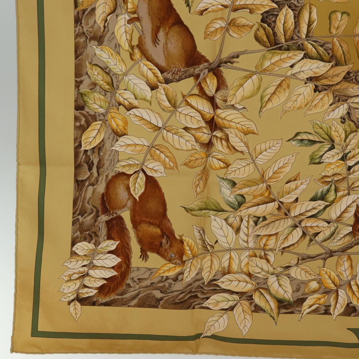 HERMES Carre 90 CASSE NOISETTE Scarf Silk Yellow Auth ac2953