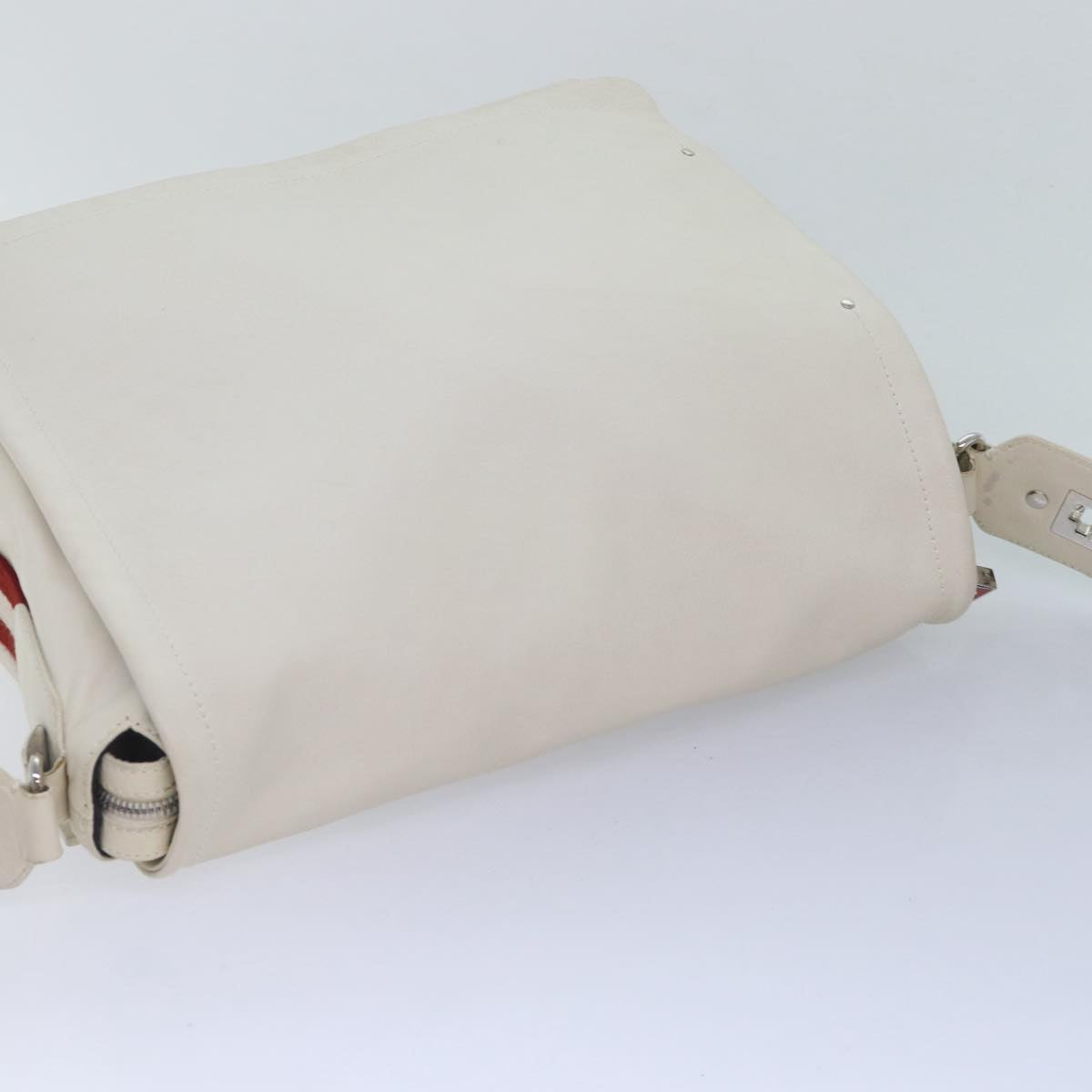 BALLY Shoulder Bag Leather White Silver Auth ac3189