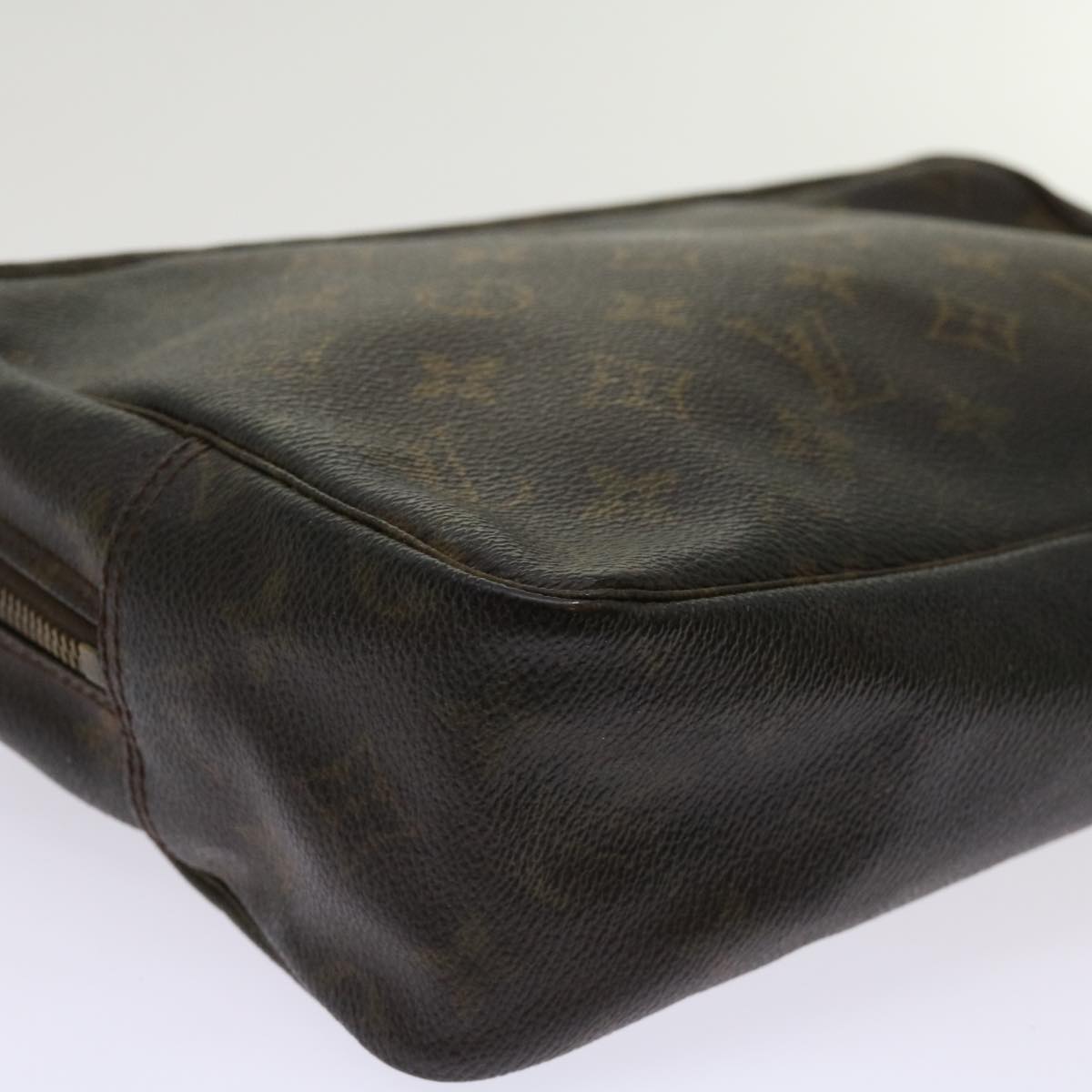 LOUIS VUITTON Monogram Trousse Toilette 28 Clutch Bag M47522 LV Auth ai722