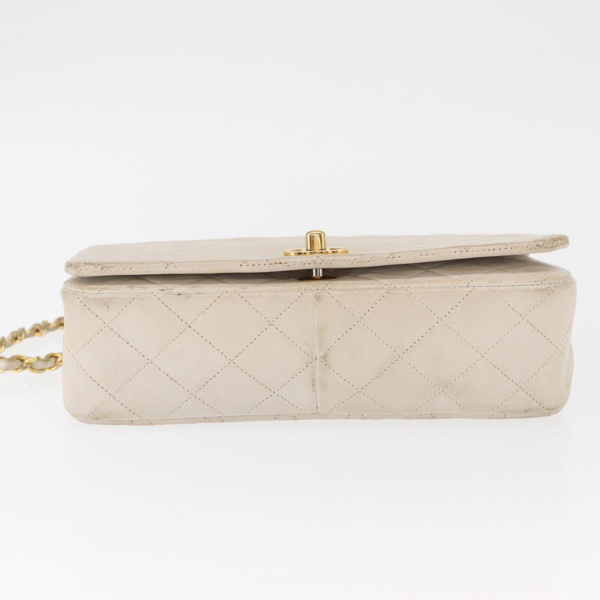 CHANEL Matelasse Turn Lock Chain Bag Lamb Skin White Gold CC Auth am10500