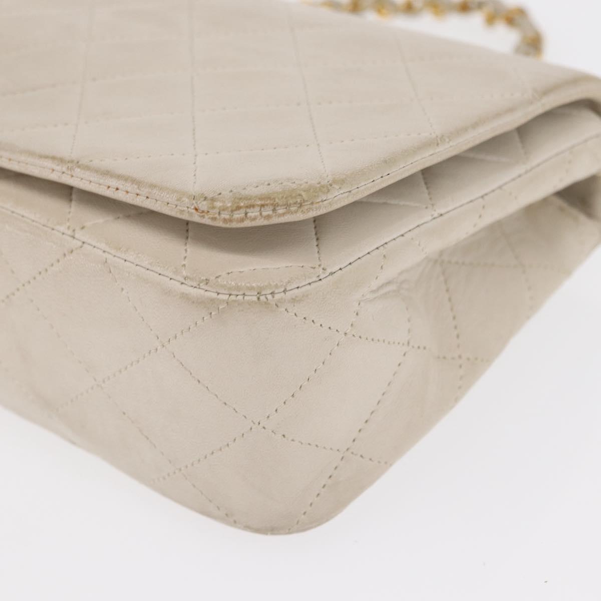 CHANEL Matelasse Turn Lock Chain Bag Lamb Skin White Gold CC Auth am10500