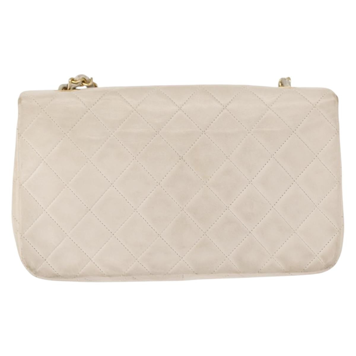 CHANEL Matelasse Turn Lock Chain Bag Lamb Skin White Gold CC Auth am10500