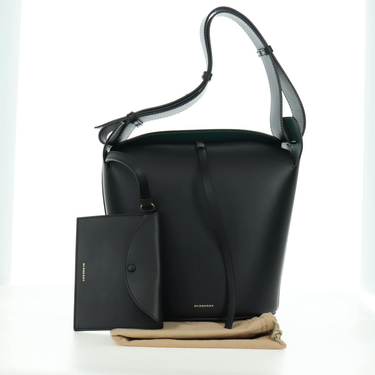 BURBERRY bucket Shoulder Bag Leather Black Gold Auth am10807V