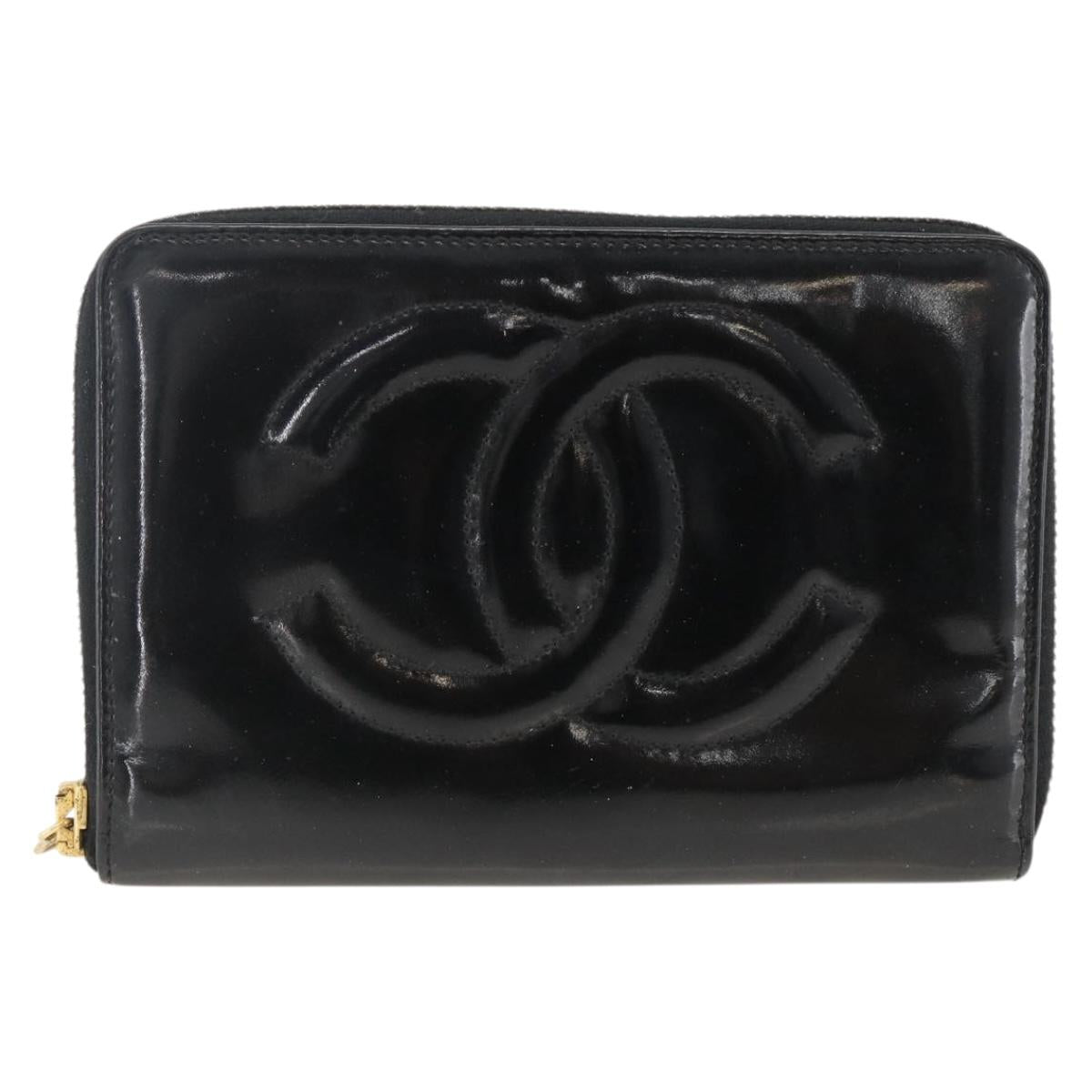 CHANEL Compact Long Wallet Patent leather Black CC Auth am10949A