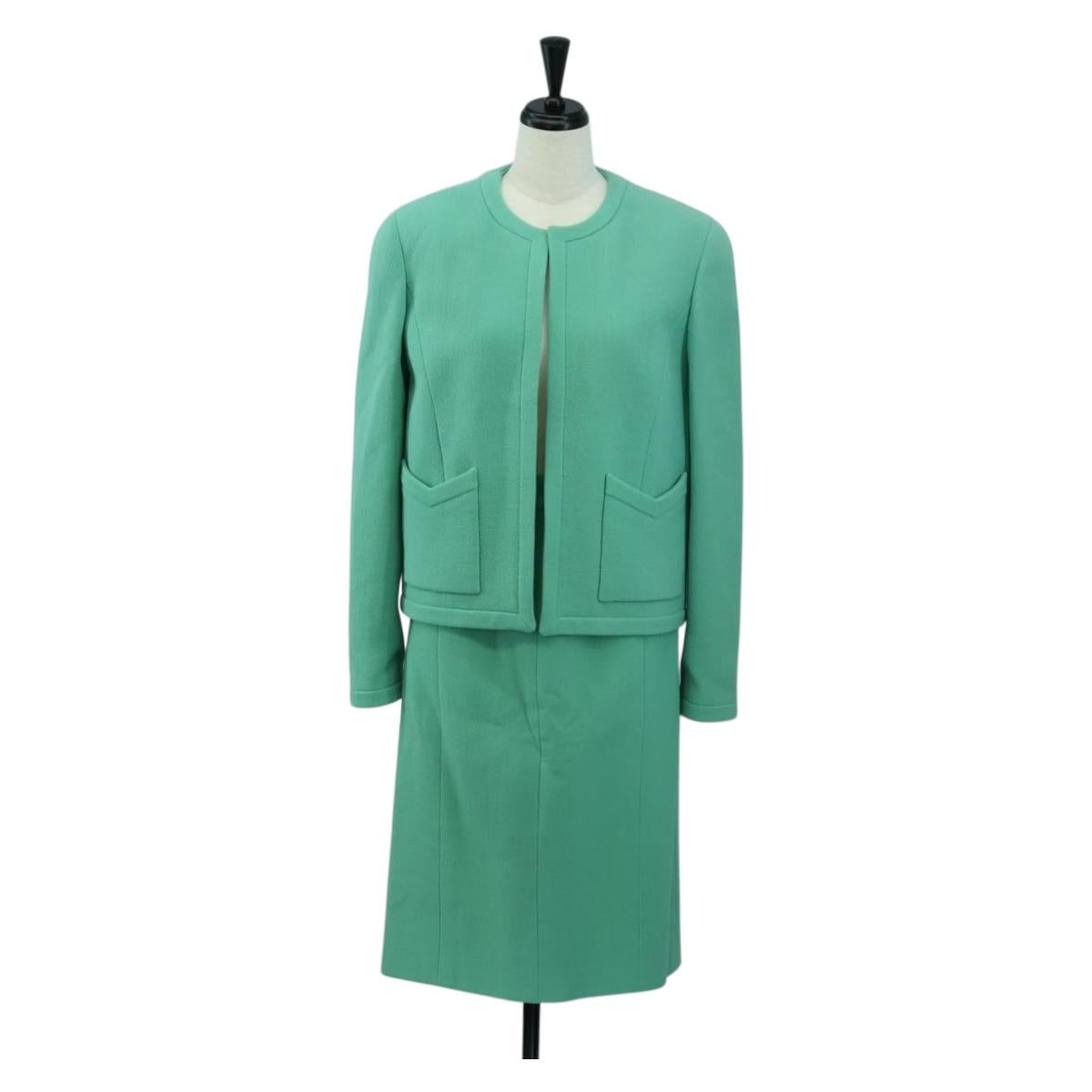 CHANEL jacket Skirt Setup Wool Green CC Auth am11218A