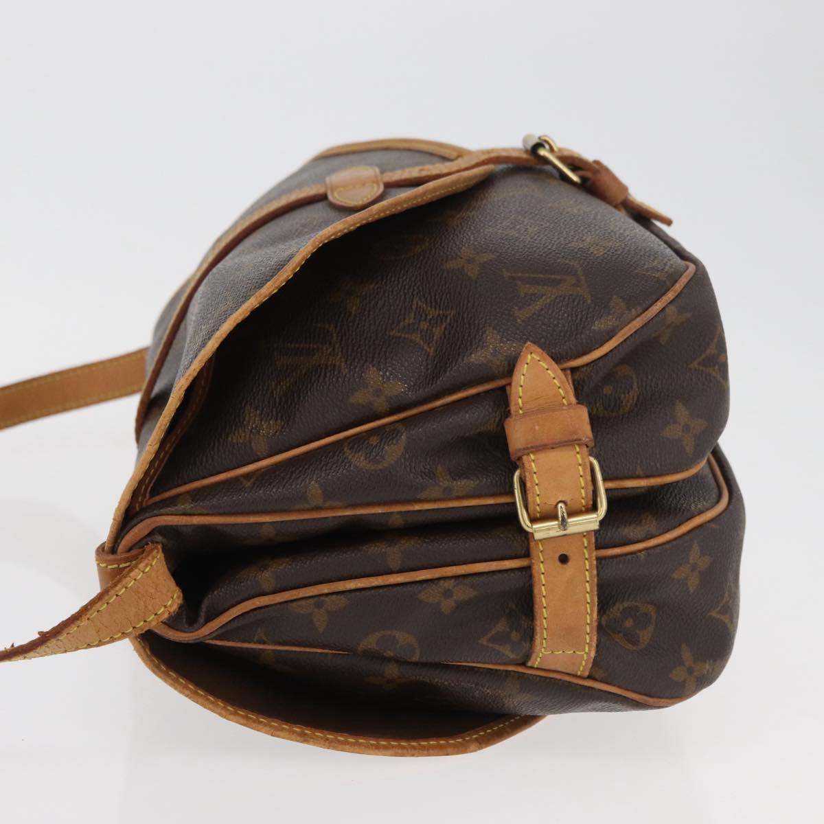 LOUIS VUITTON Monogram Saumur 30 Shoulder Bag M42256 LV Auth am11407A