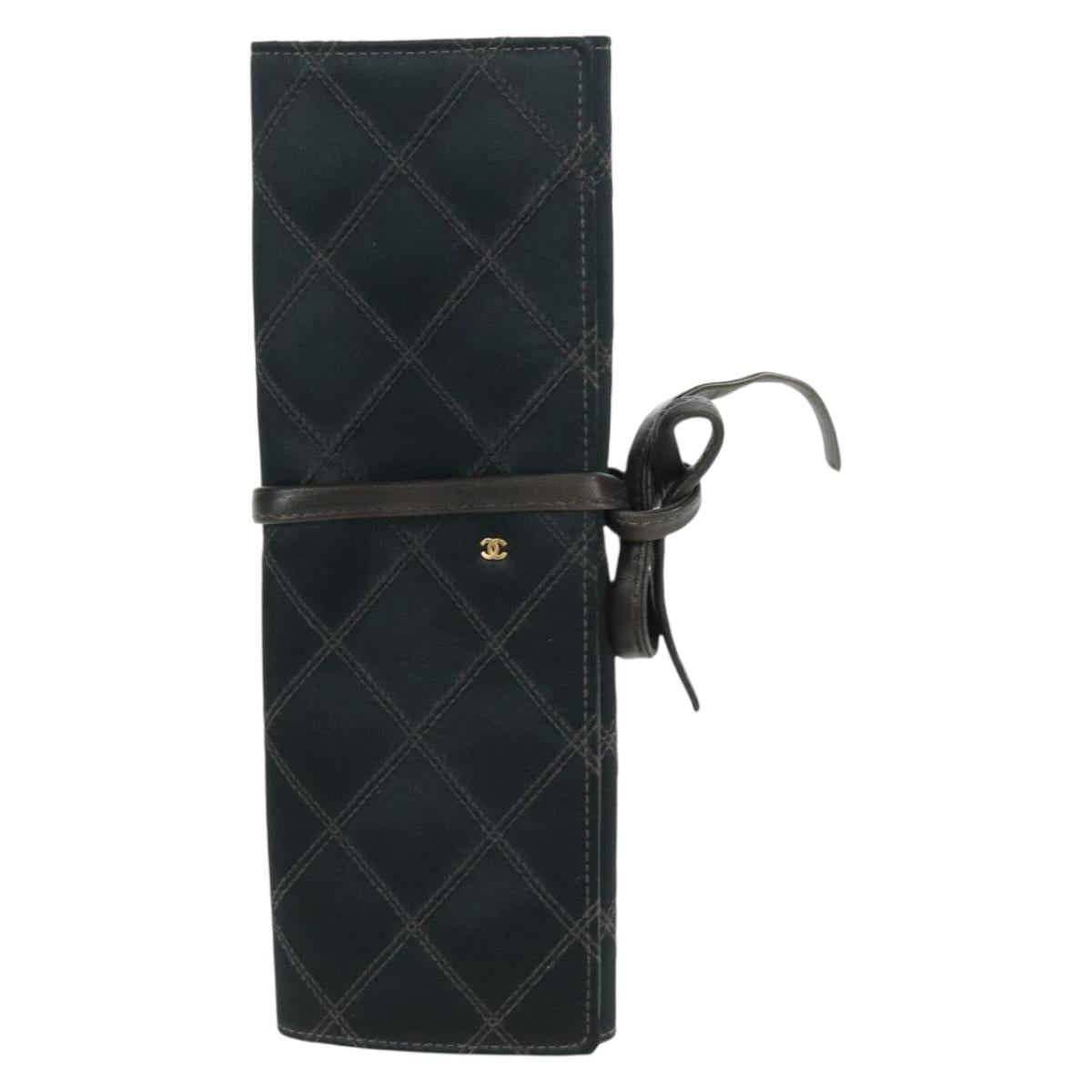 CHANEL Bicolore Jewelry Case Satin Black Gold CC Auth am11609V