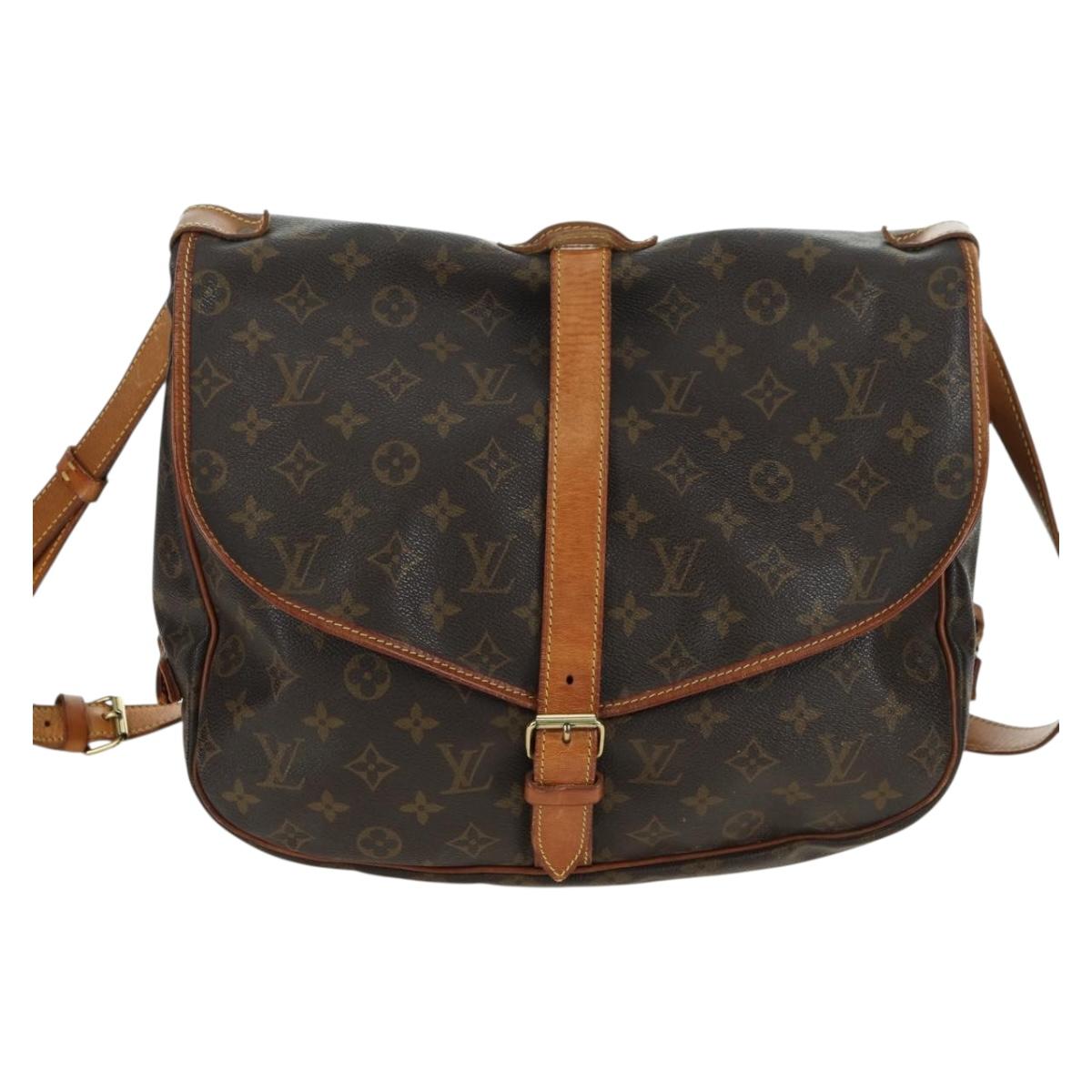 LOUIS VUITTON Monogram Saumur 35 Shoulder Bag M42254 LV Auth am11646A