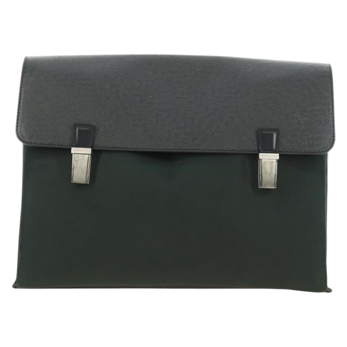 LOUIS VUITTON Taiga Saratov GM Shoulder Bag Ardoise M30882 LV Auth am11814V