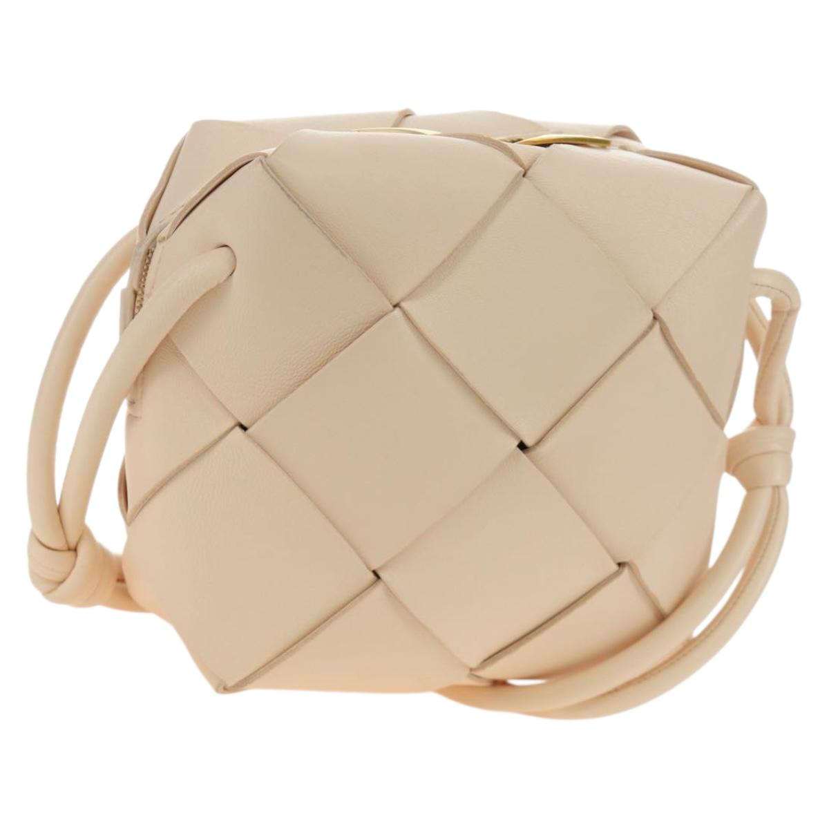 BOTTEGA VENETA MAXI INTRECCIATO Mini Cassette Camera Bag Leather Auth am11819V