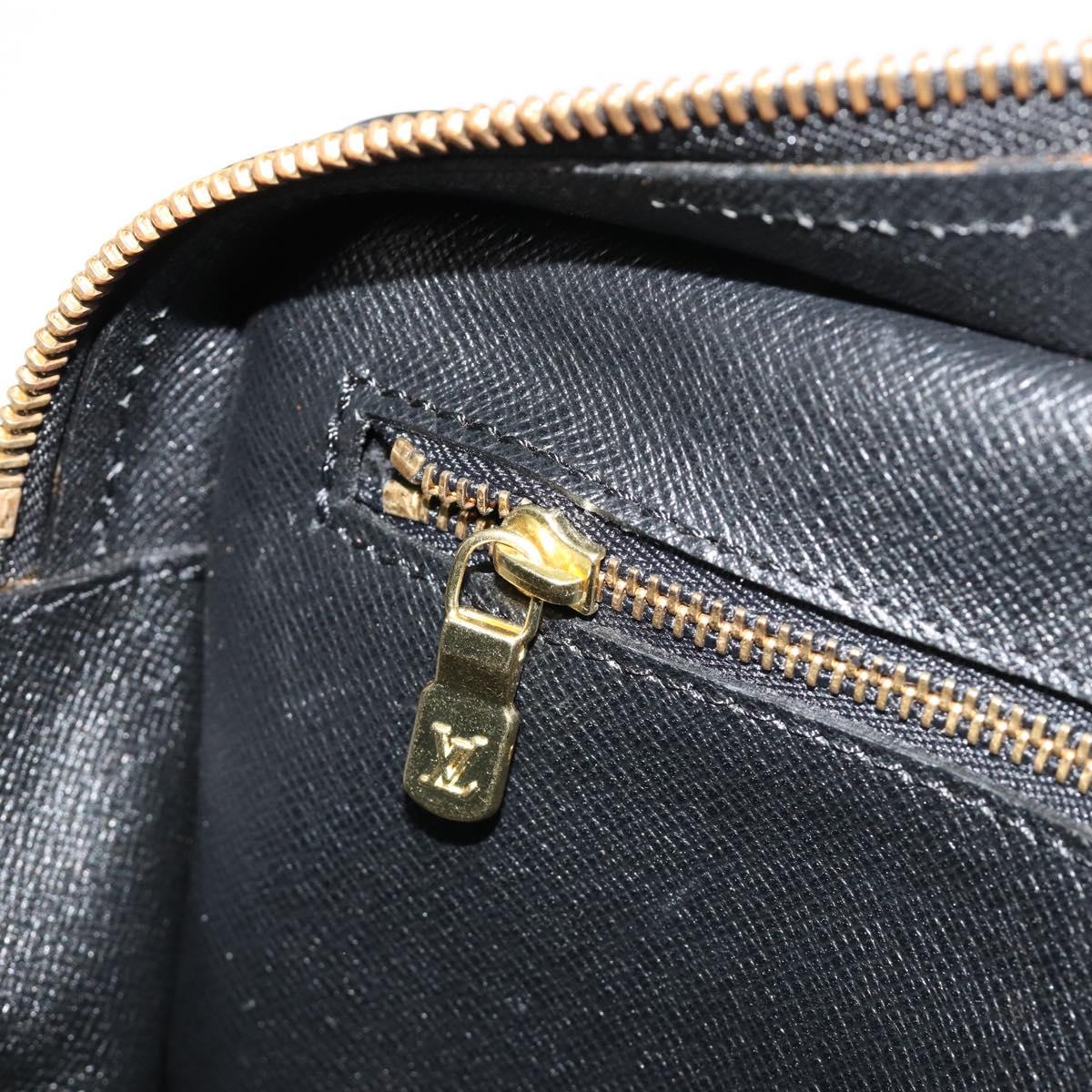LOUIS VUITTON Epi Jeune Fille MM Shoulder Bag Black M52152 LV Auth am11913A
