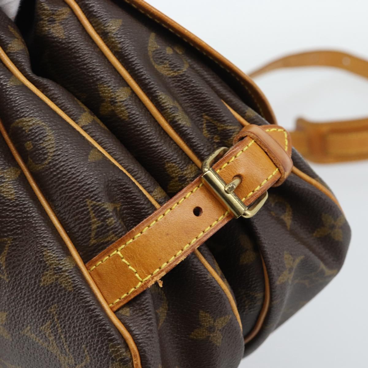 LOUIS VUITTON Monogram Saumur 30 Shoulder Bag M42256 LV Auth am11998A