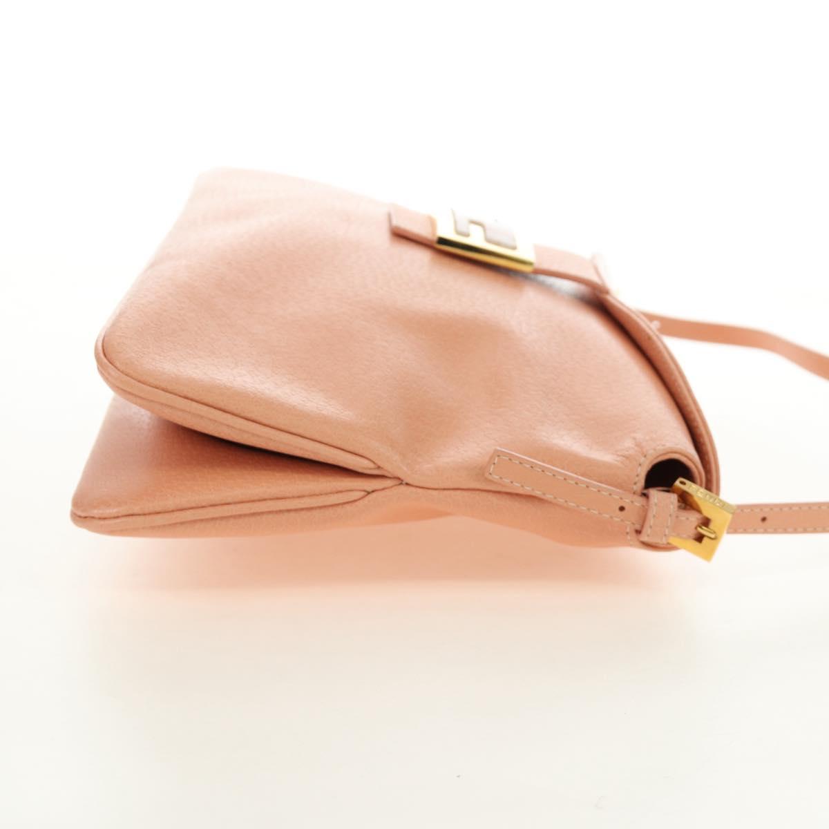 FENDI Mamma Baguette Shoulder Bag Leather Orange Gold Auth am12021SAM