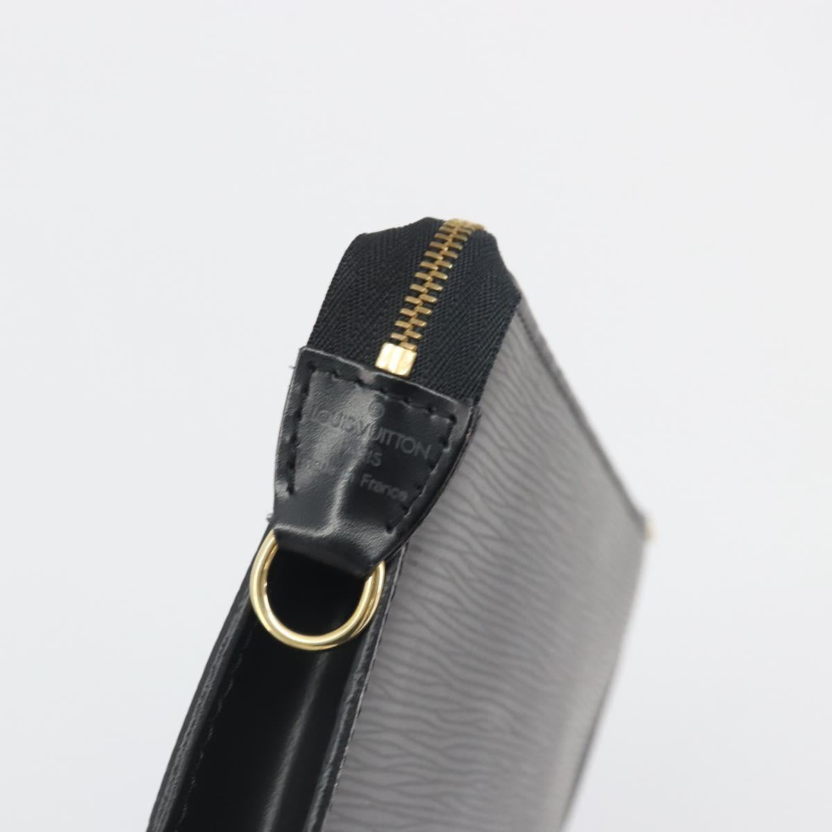 LOUIS VUITTON Epi Pochette Accessoires Pouch Black M52982 LV Auth am12254V