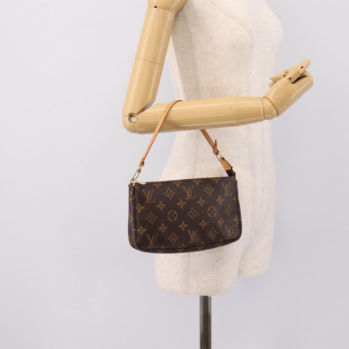 LOUIS VUITTON Monogram Pochette Accessoires Pouch M51980 LV Auth am12318V
