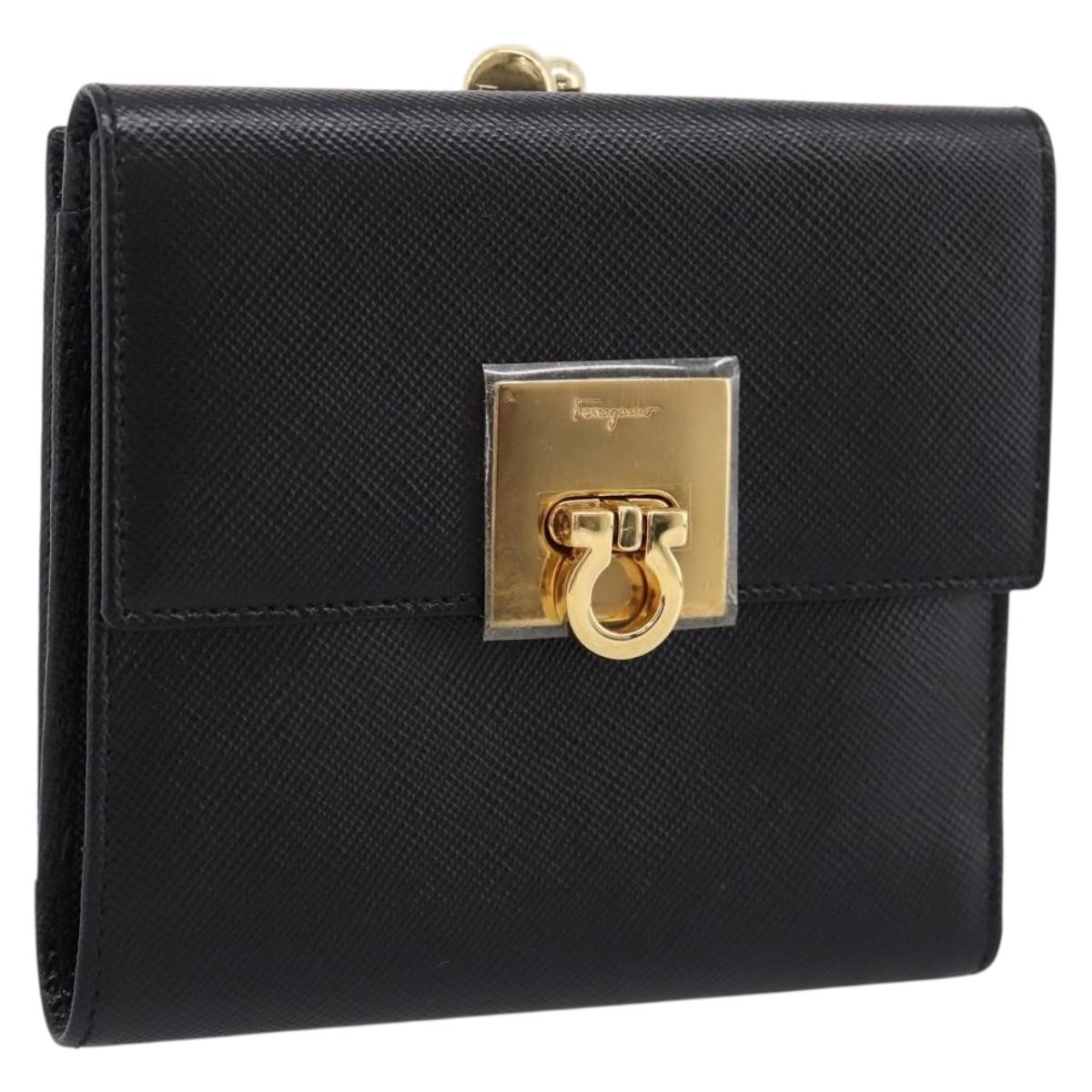 Salvatore Ferragamo Gancini Compact Trifold Wallet Leather Auth am12438V