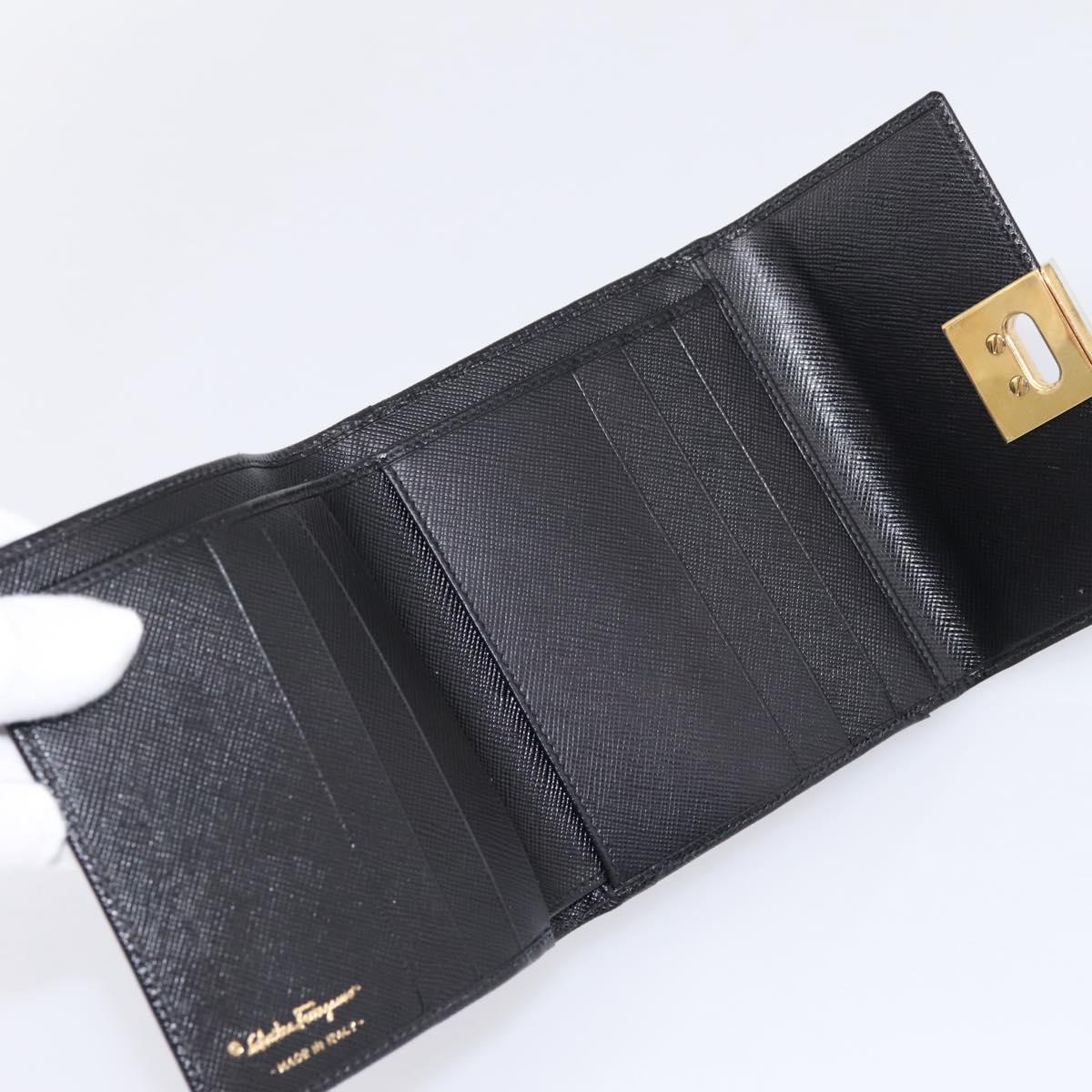Salvatore Ferragamo Gancini Compact Trifold Wallet Leather Auth am12438V