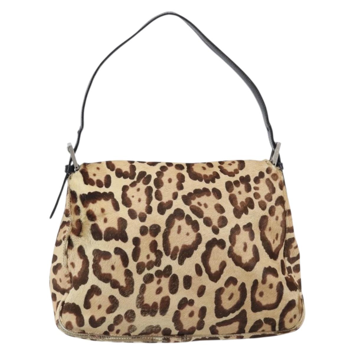 FENDI Mamma Baguette Shoulder Bag Harako leather Beige Silver Auth am12627SAM