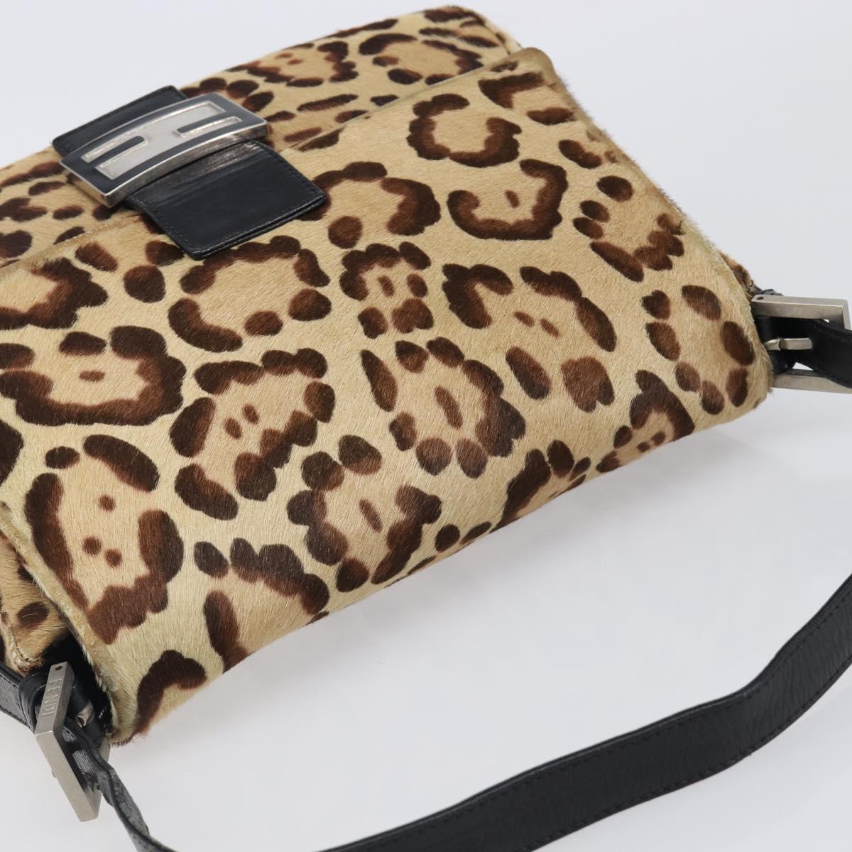 FENDI Mamma Baguette Shoulder Bag Harako leather Beige Silver Auth am12627SAM