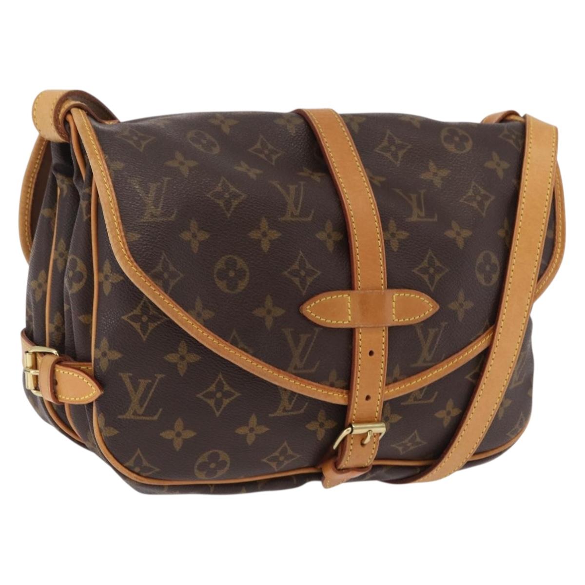 LOUIS VUITTON Monogram Saumur 30 Shoulder Bag M42256 LV Auth am12749V