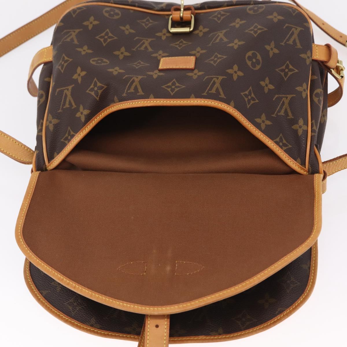 LOUIS VUITTON Monogram Saumur 30 Shoulder Bag M42256 LV Auth am12749V