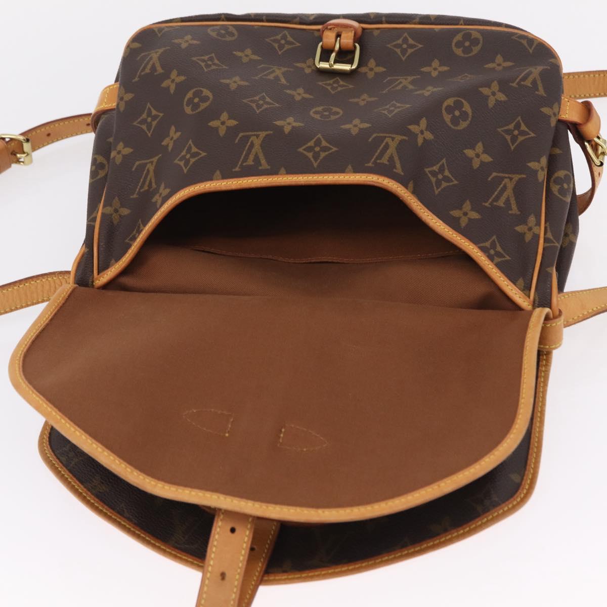 LOUIS VUITTON Monogram Saumur 30 Shoulder Bag M42256 LV Auth am12749V
