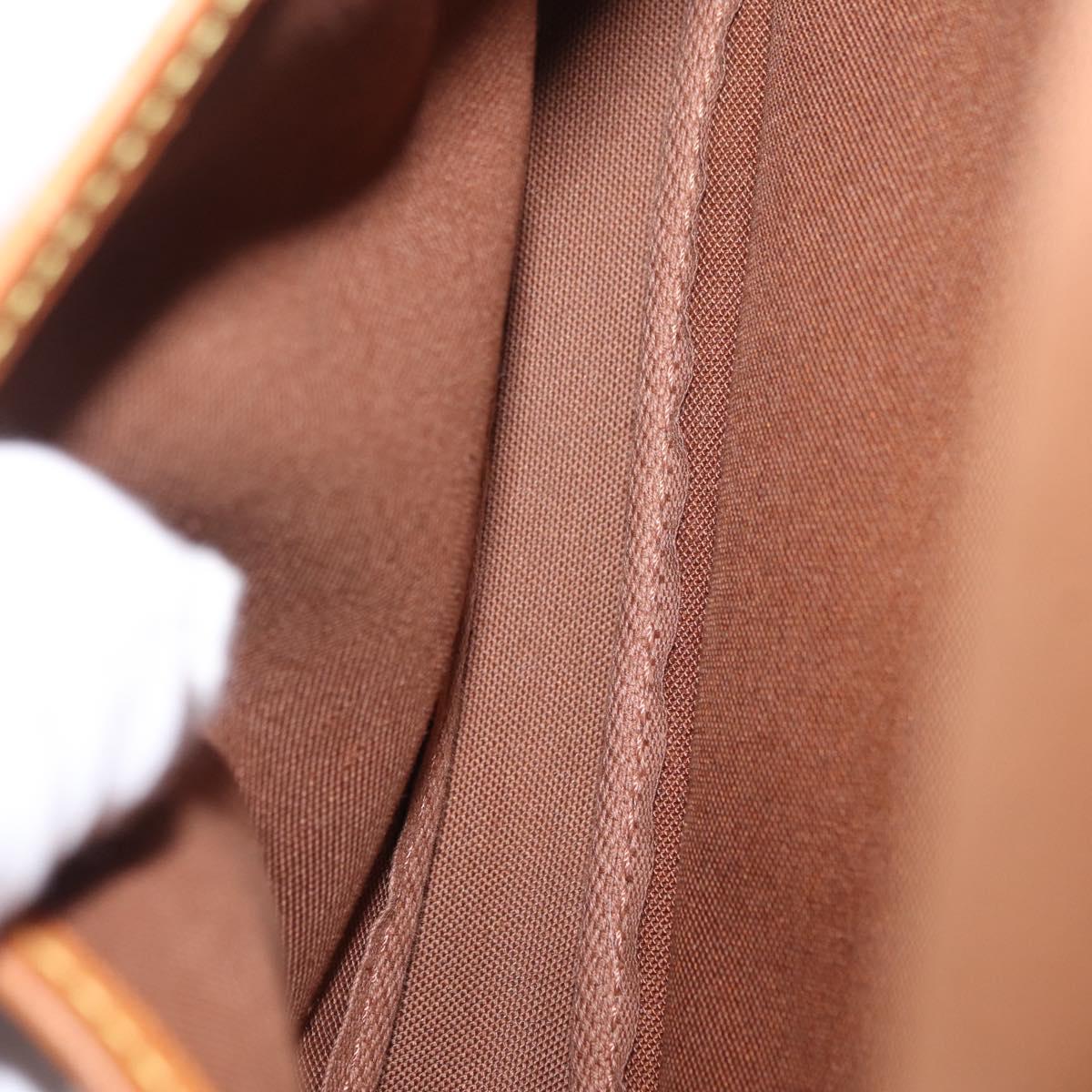 LOUIS VUITTON Monogram Saumur 30 Shoulder Bag M42256 LV Auth am12749V