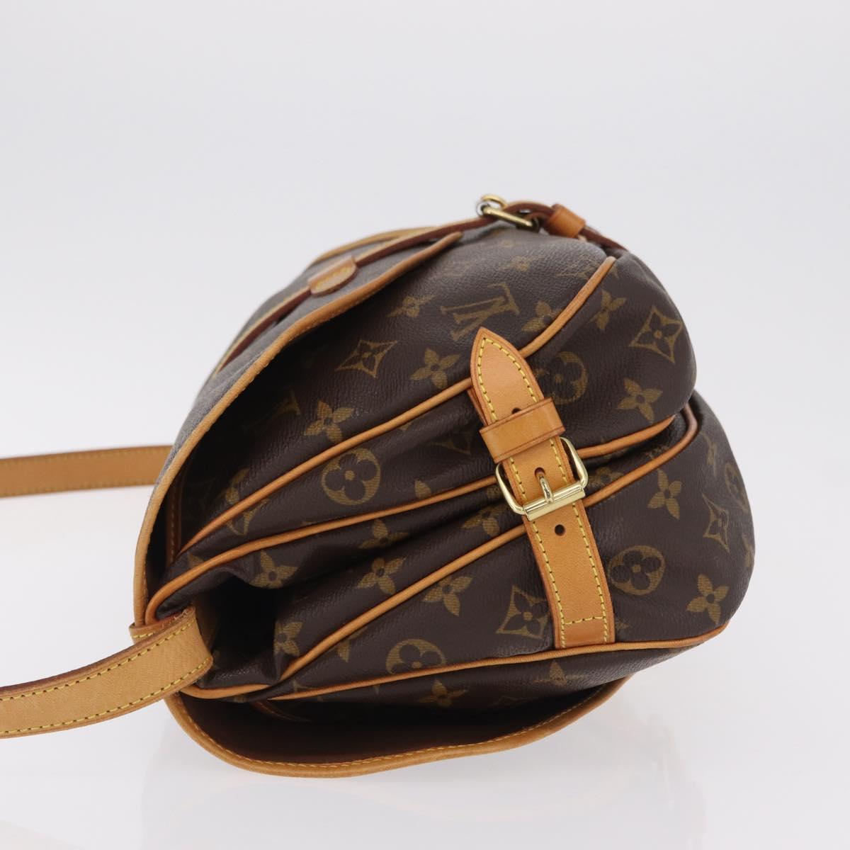 LOUIS VUITTON Monogram Saumur 30 Shoulder Bag M42256 LV Auth am12749V