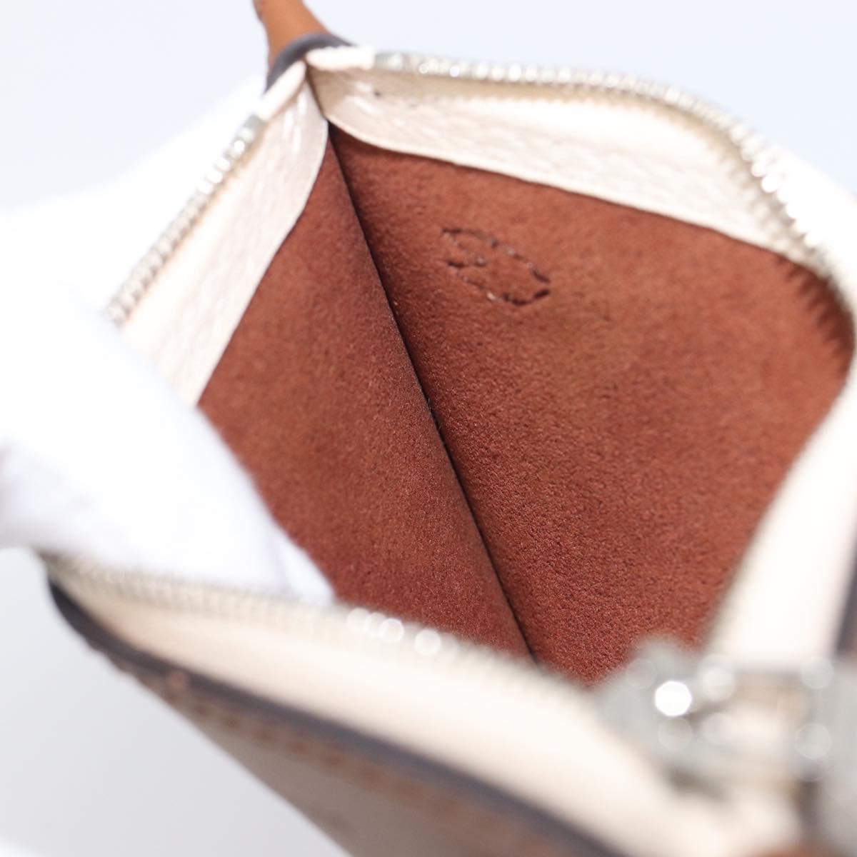 LOUIS VUITTON Mahina PM Pouch Leather Brown LV Auth am12934V