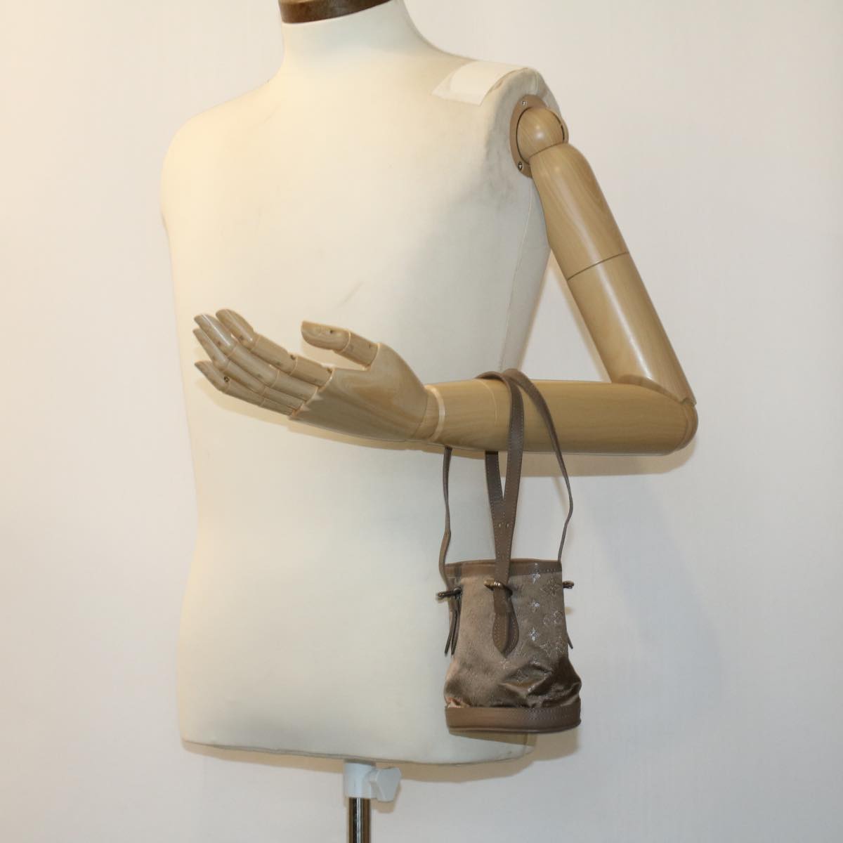 LOUIS VUITTON Monogram Satin Little bucket Hand Bag Beige M92145 LV Auth am3521V