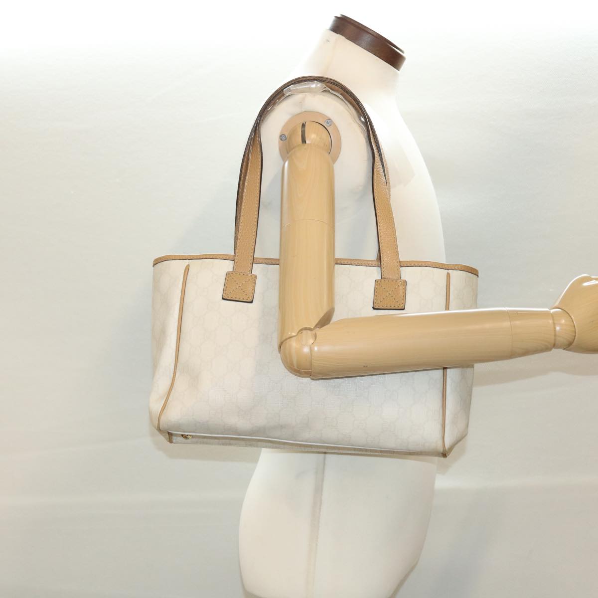 GUCCI GG Canvas Shoulder Bag PVC Leather White 26422 Auth am4201