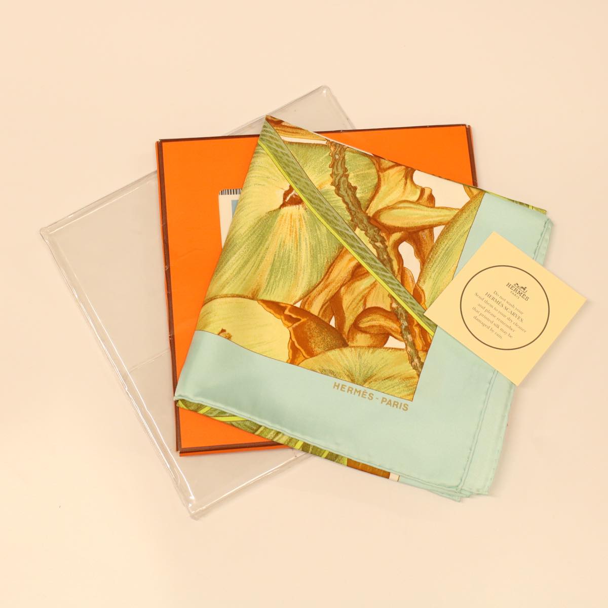 HERMES Carre90 Scarf Silk Green Auth am4399