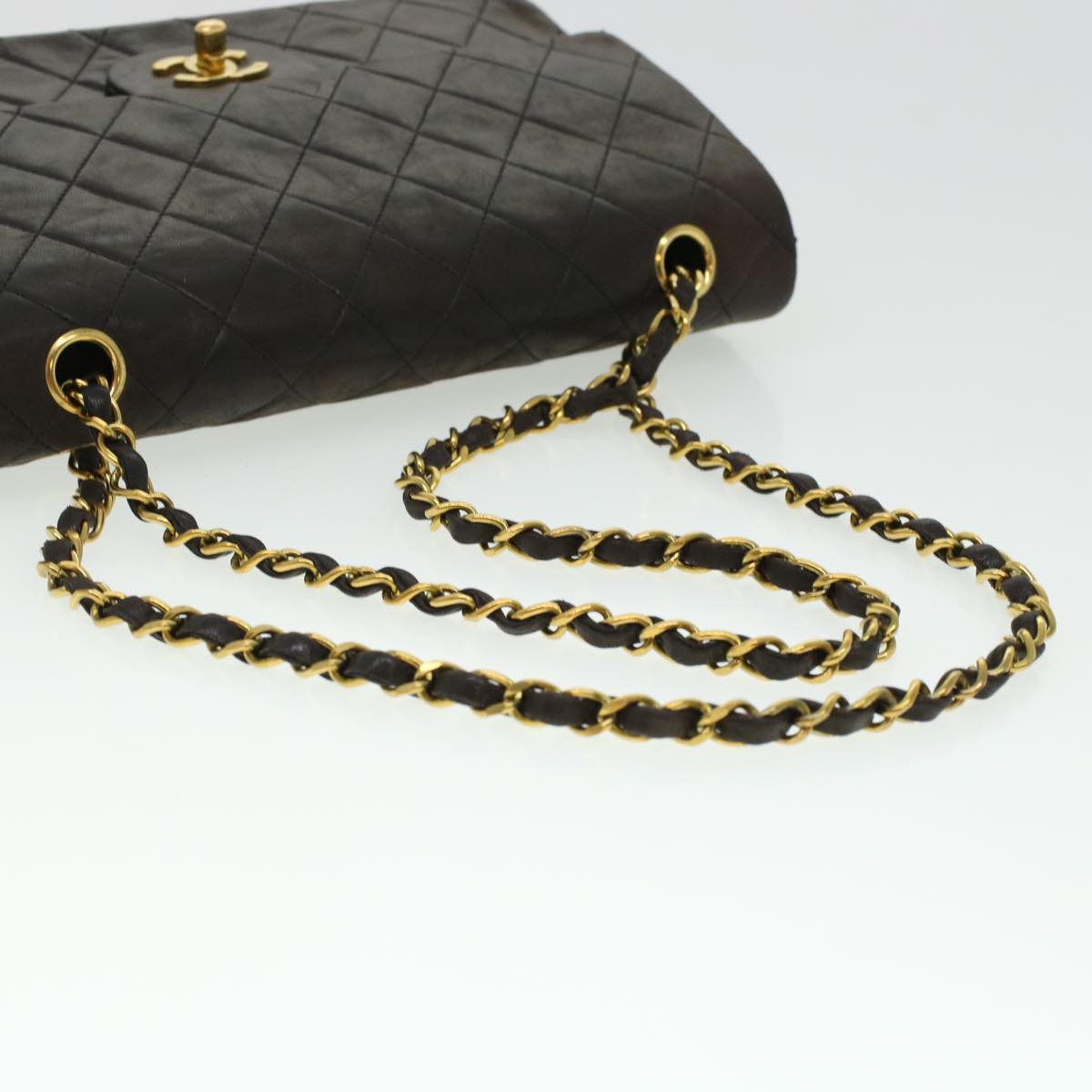 CHANEL Matelasse Turn Lock Chain Shoulder Bag Lamb Skin Black CC Auth am4540