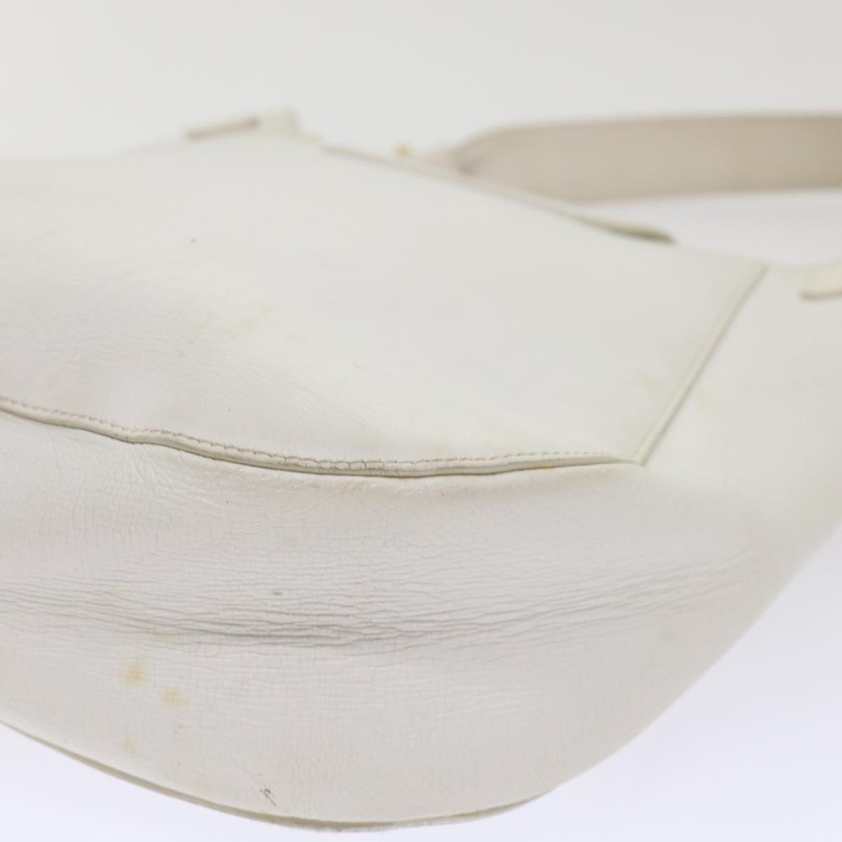 Salvatore Ferragamo Gancini Shoulder Bag Leather White AU-21/4407 Auth am4652