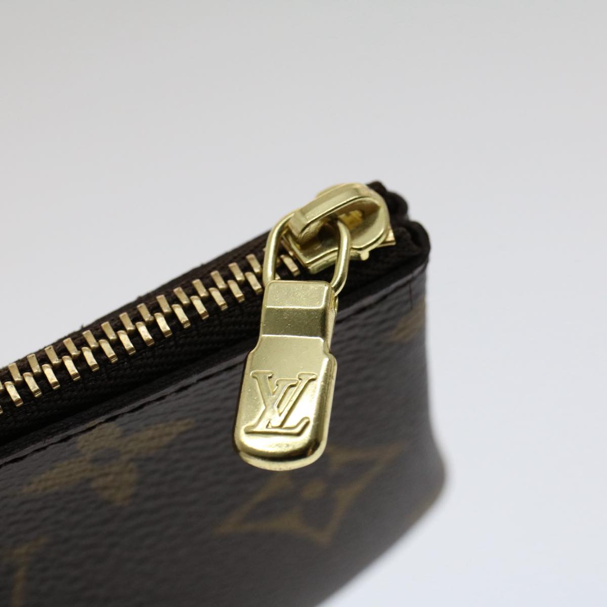 LOUIS VUITTON Monogram Pochette Cles Coin Purse M62650 LV Auth am4882