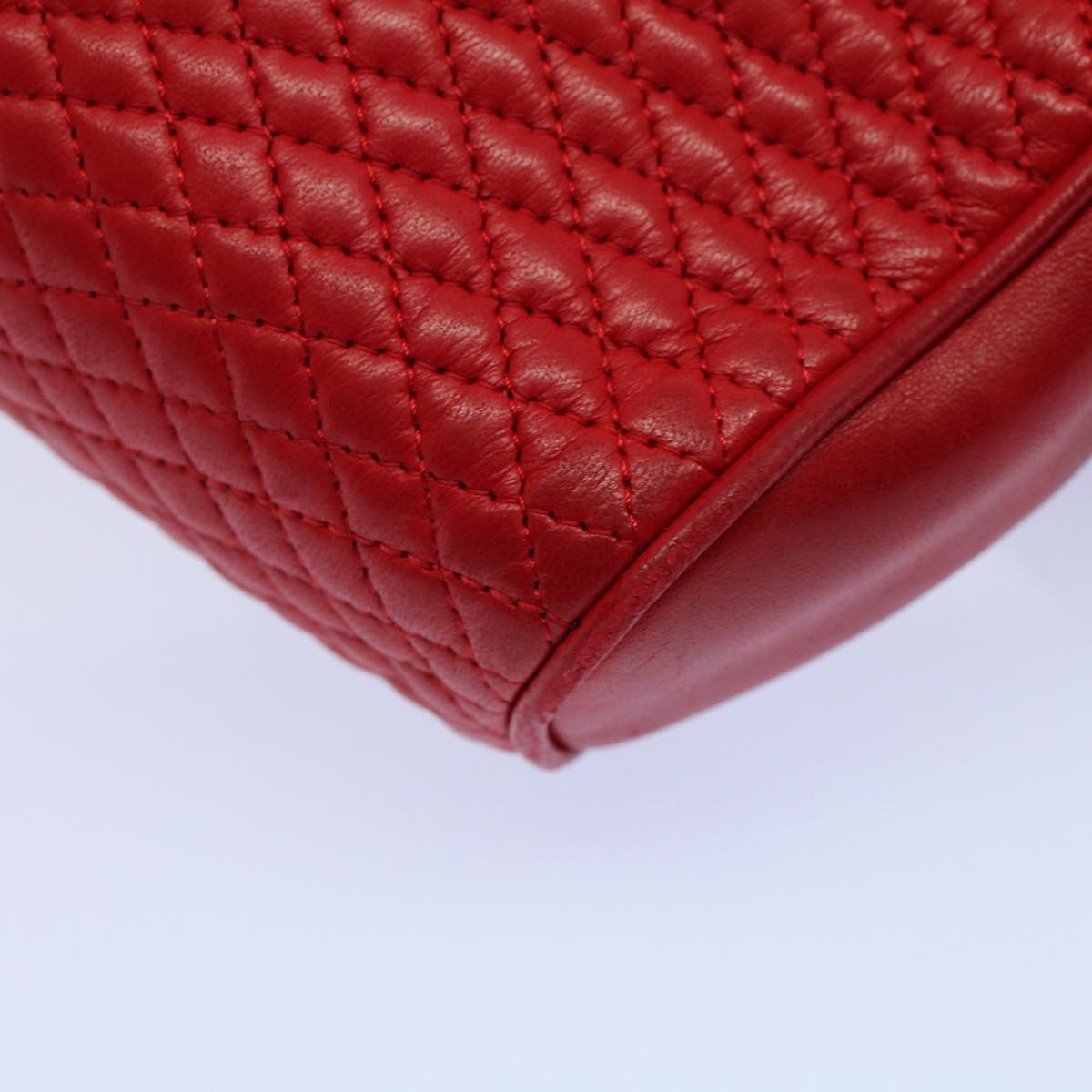 BALLY Quilted Chain Shoulder Bag Leather Red Auth am5028