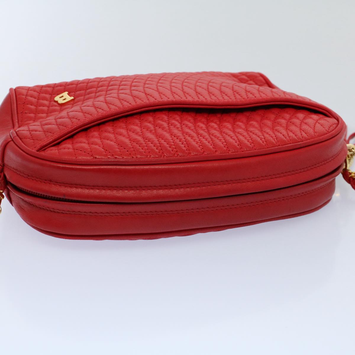 BALLY Quilted Chain Shoulder Bag Leather Red Auth am5028