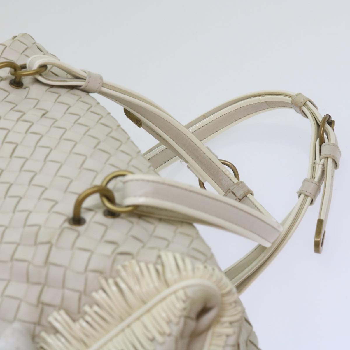 BOTTEGAVENETA INTRECCIATO Shoulder Bag Leather White Auth am5256