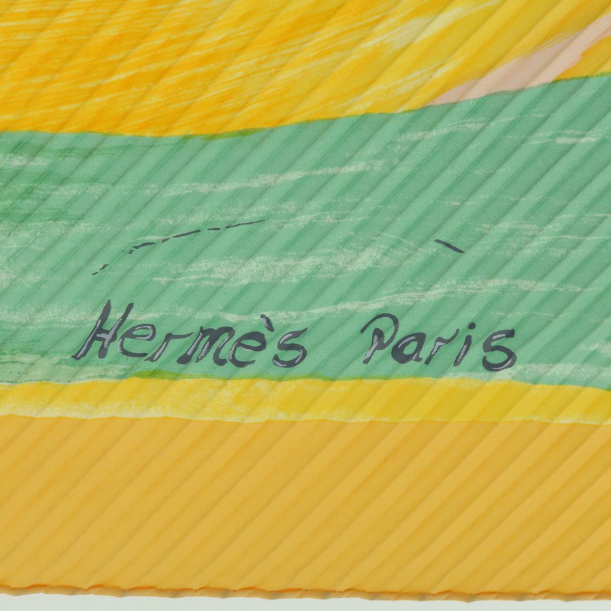 HERMES Carre Pleated Smiles in Third millenary Scarf Silk Yellow Auth am5305