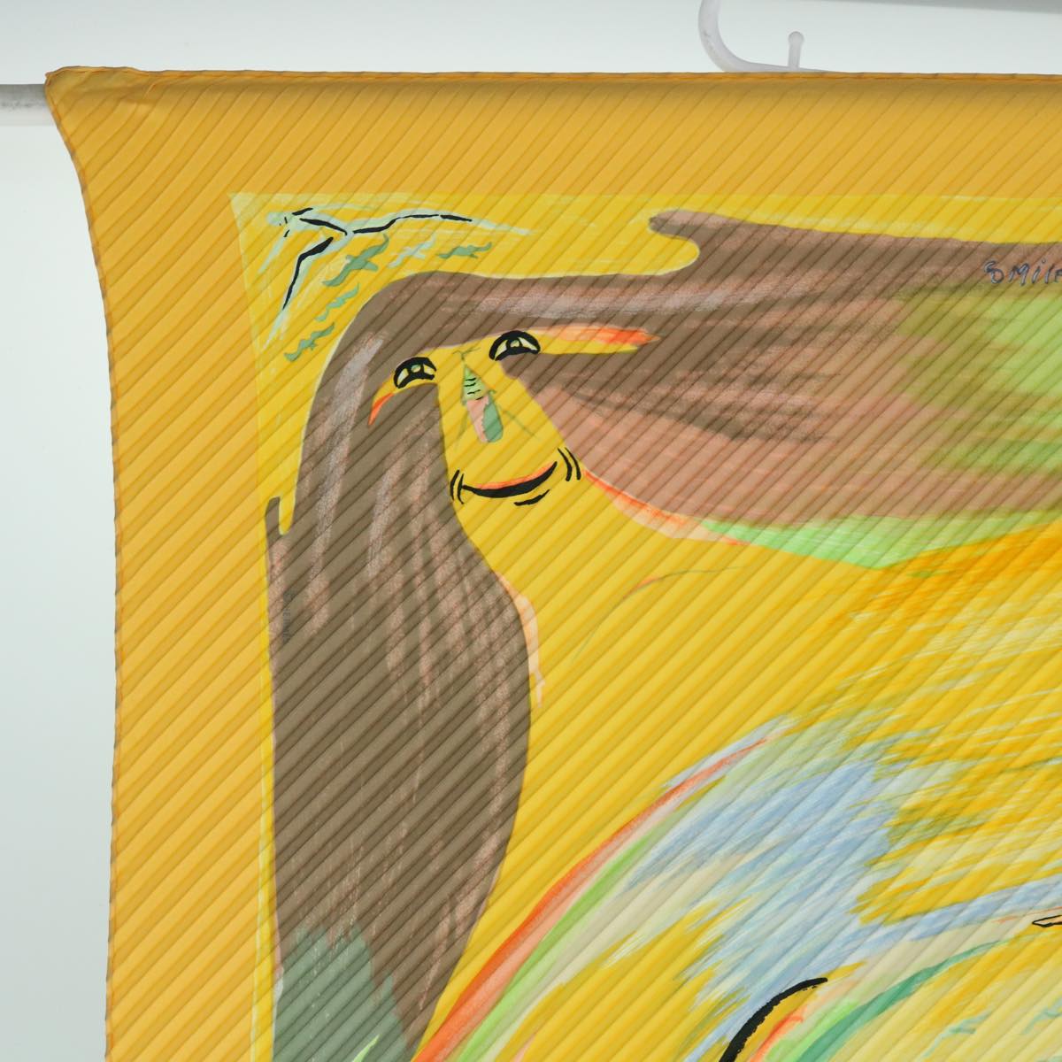 HERMES Carre Pleated Smiles in Third millenary Scarf Silk Yellow Auth am5305