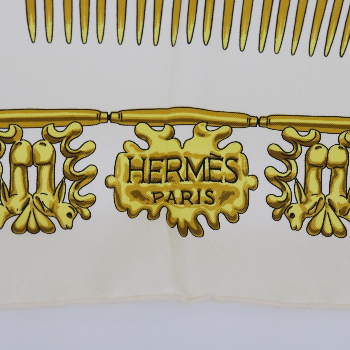 HERMES Carre 90 LES CAVALIERS DOR Scarf Silk Yellow Auth am5517