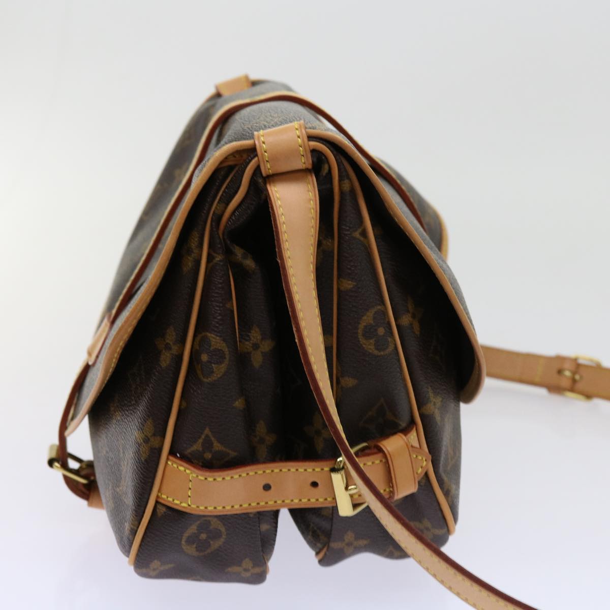 LOUIS VUITTON Monogram Saumur 30 Shoulder Bag M42256 LV Auth am5564