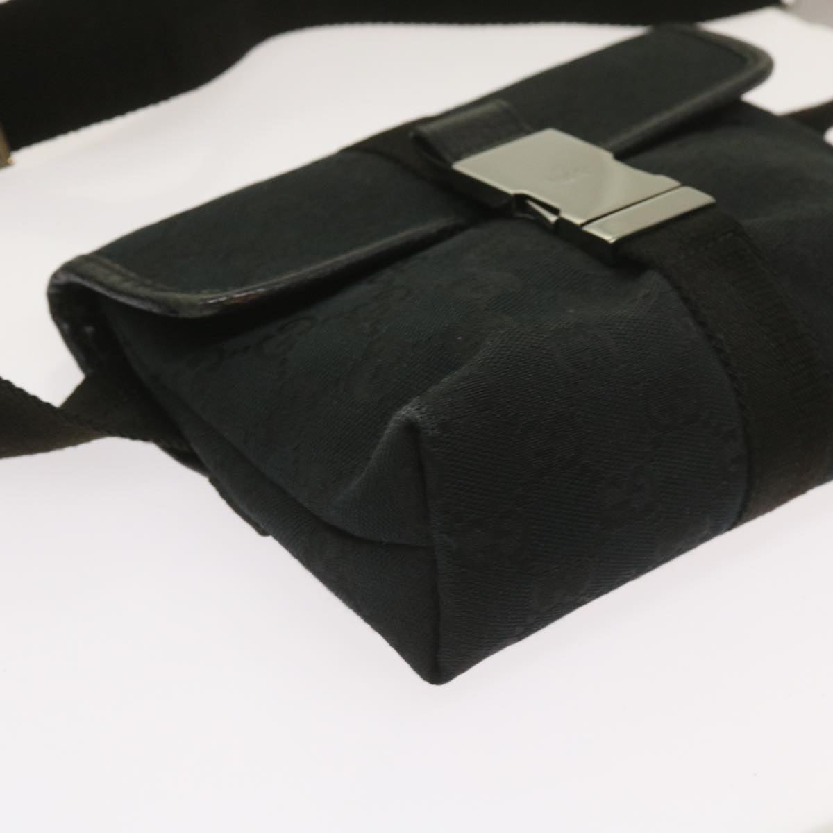 GUCCI GG Canvas Waist bag Black 131236 Auth am5634