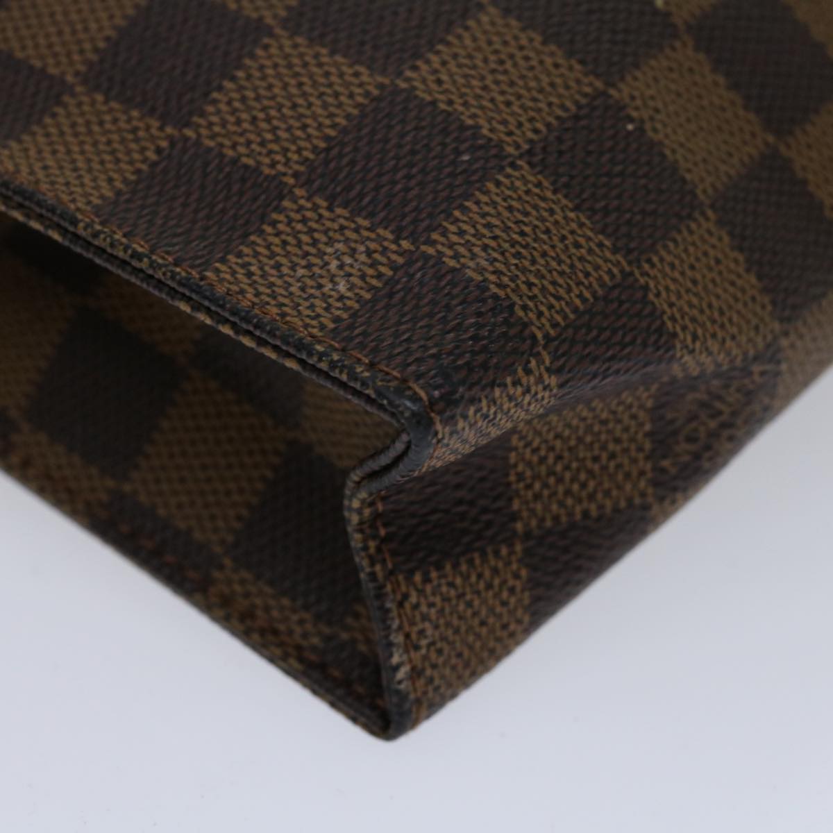 LOUIS VUITTON Damier Ebene Poche Toilette 26 Pouch N47543 LV Auth am5837