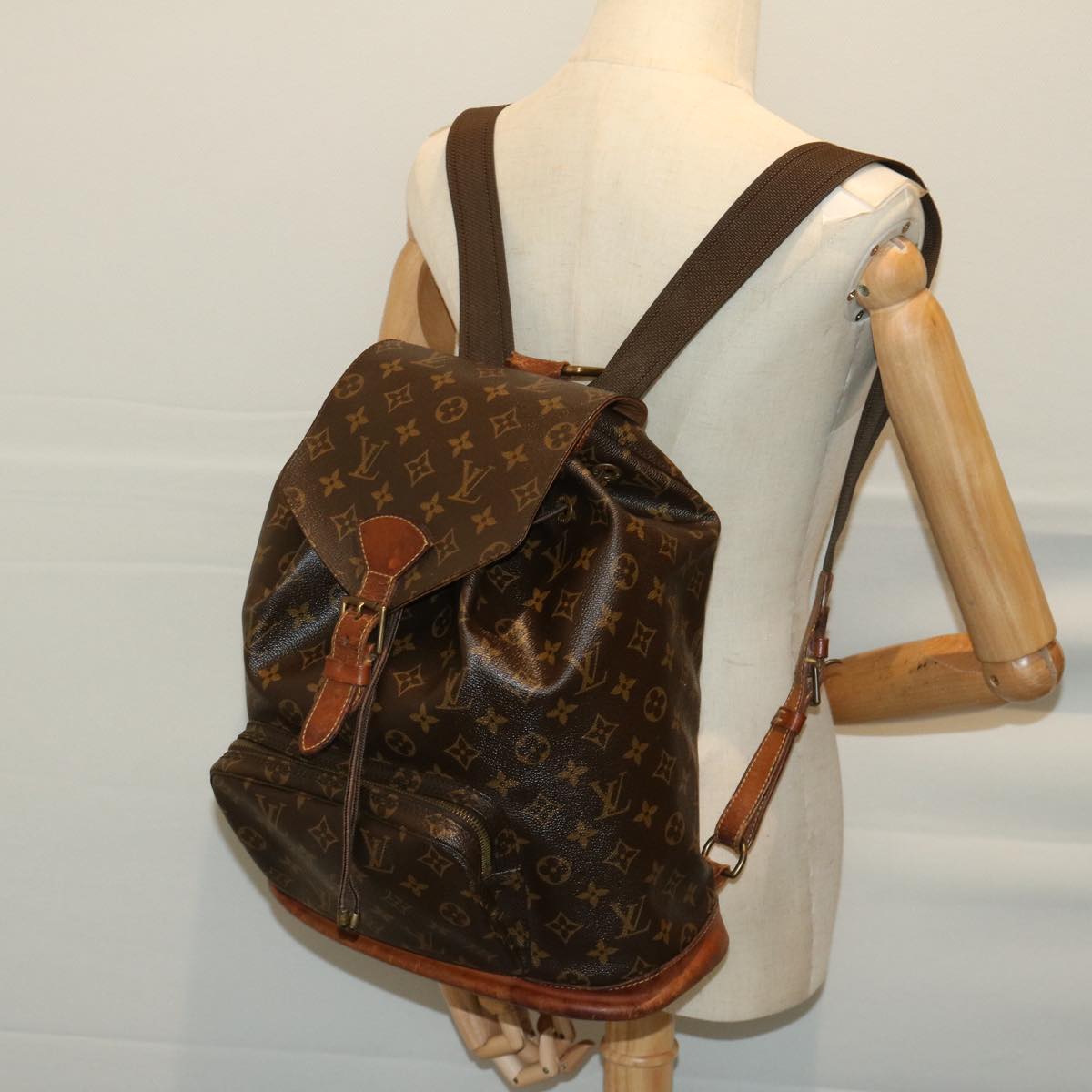 LOUIS VUITTON Monogram Montsouris GM Backpack M51135 LV Auth am5839