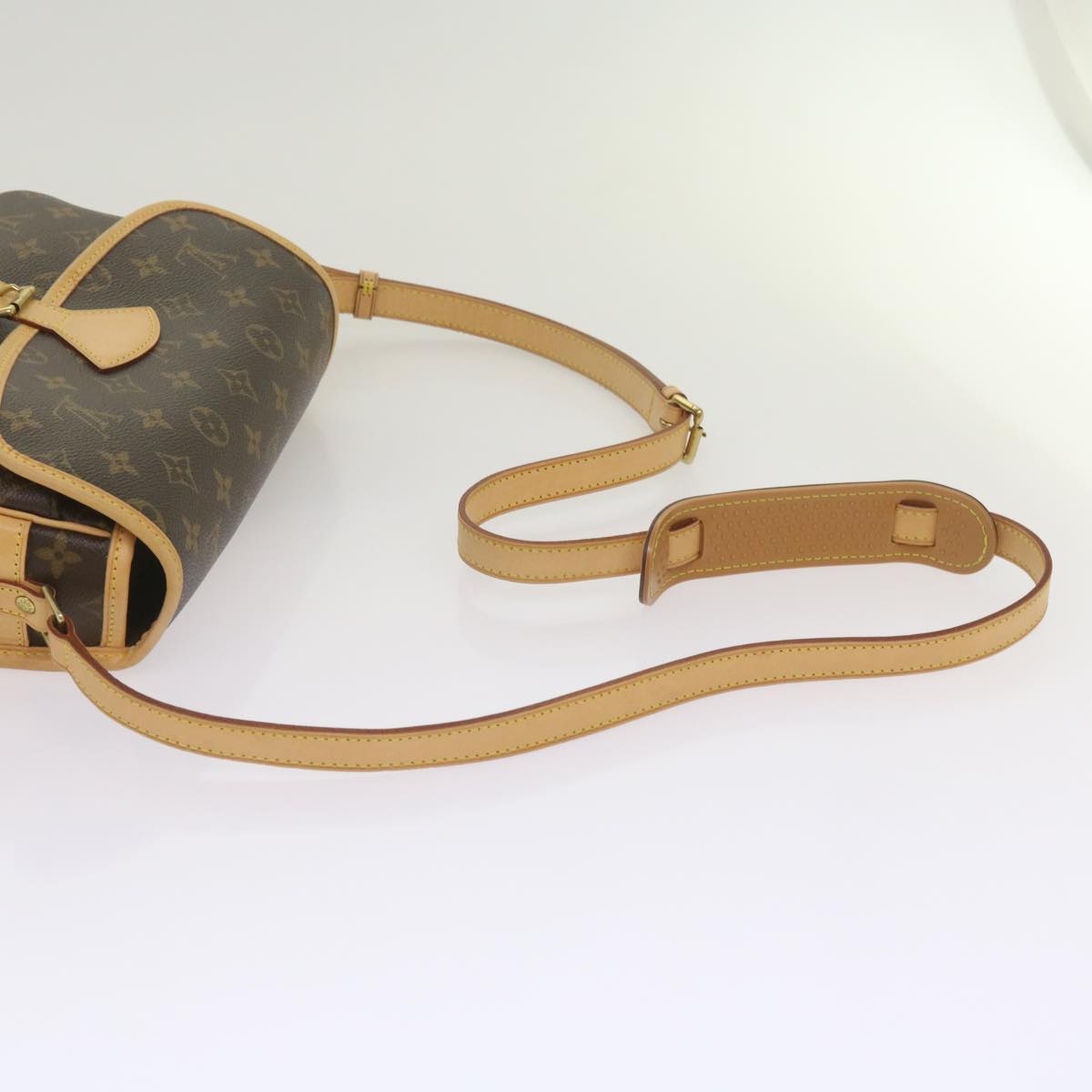 LOUIS VUITTON Monogram Sologne Shoulder Bag M42250 LV Auth am5899SAM