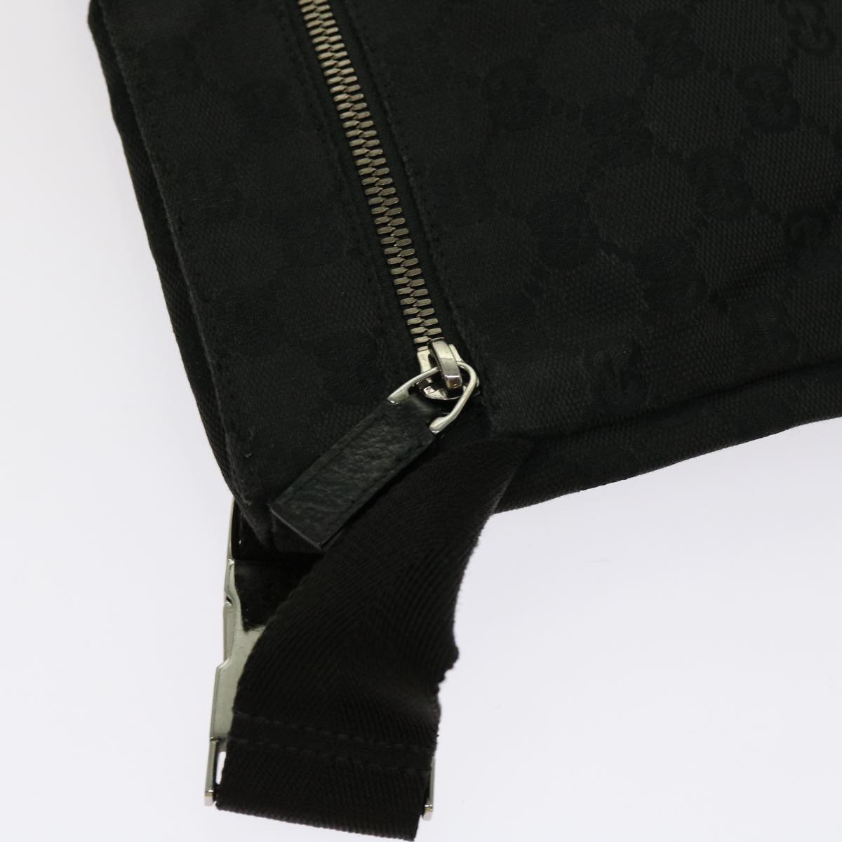 GUCCI GG Canvas Waist bag Black 28566 Auth am5946