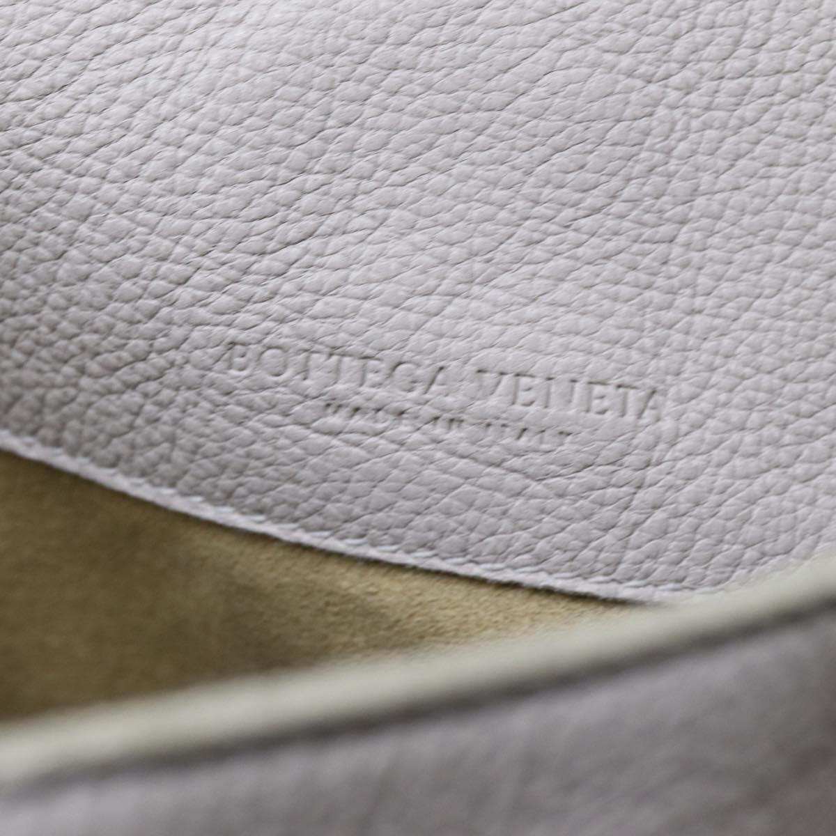 BOTTEGA VENETA INTRECCIATO Hand Bag Leather White 147716 Auth am6052