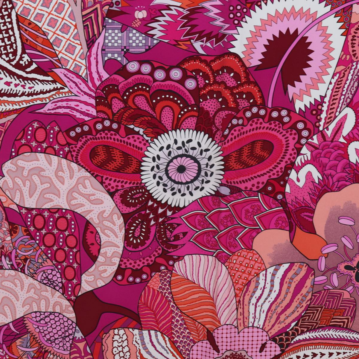 HERMES Carre 90 FLEURS DINDIENNES Scarf Silk Pink Auth am6084